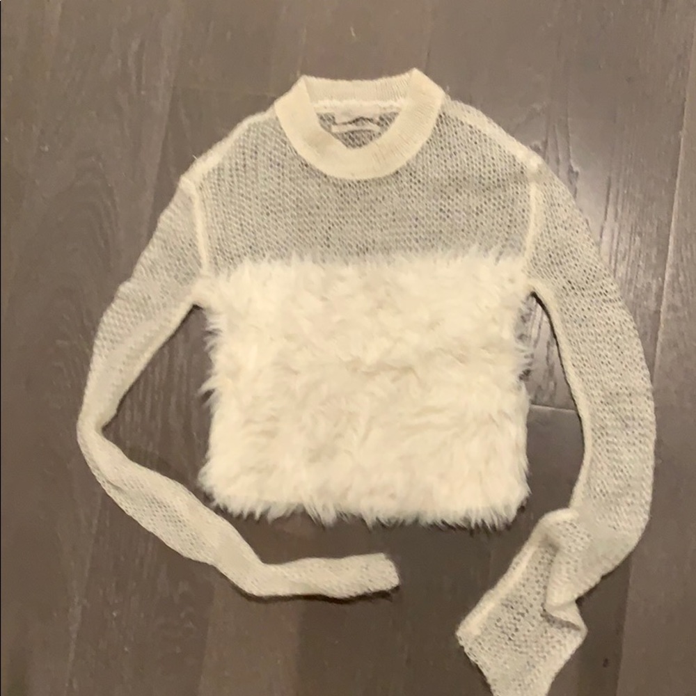 xs cropped fur sweater